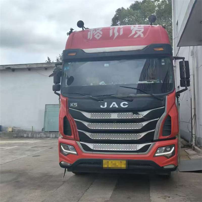 溆浦县大竹县进仓物流：专线直达的多元货运探索